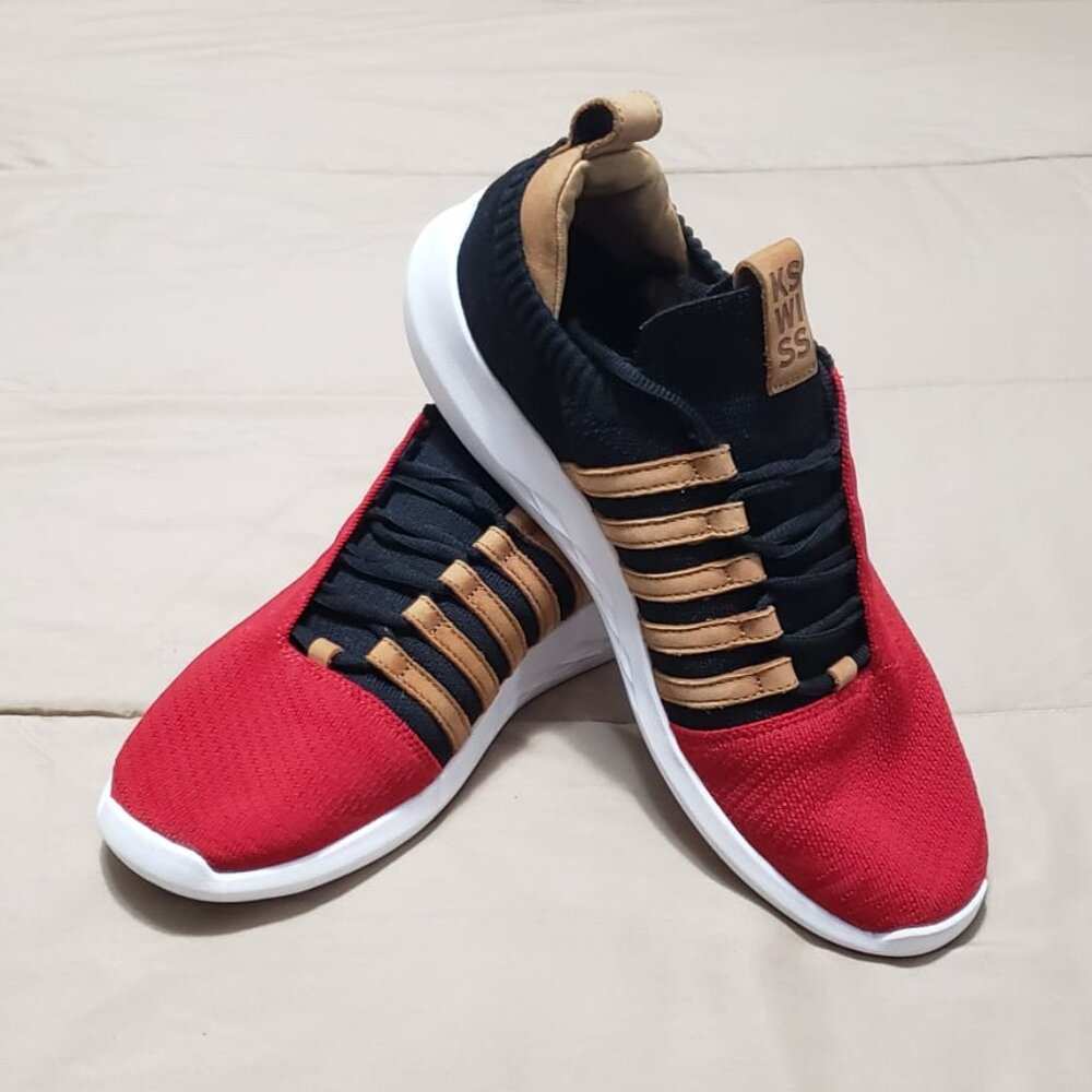 Classic fashion sneakers for men. Size 9.5. Perfect for everyday use